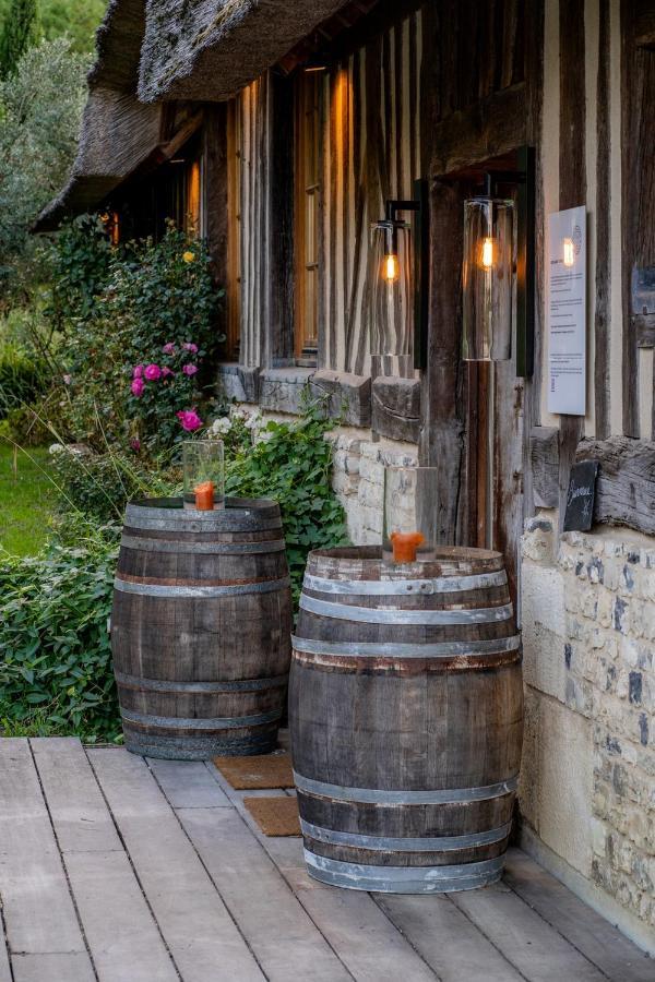 La Chaumiere Hotel