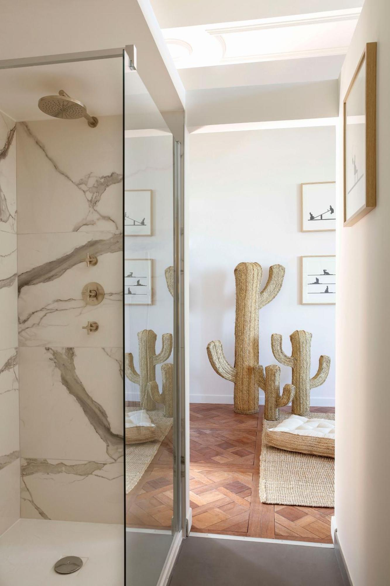 La Chaumiere Hotel 4*